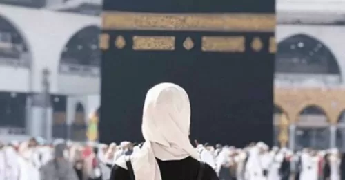 لأول مرة: السعودية تسمح للمرأة بالتسجيل للحج دون محرم