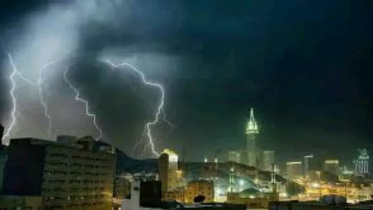 امطار رعدية على مكة اليوم والارصاد تحذر من الخروج