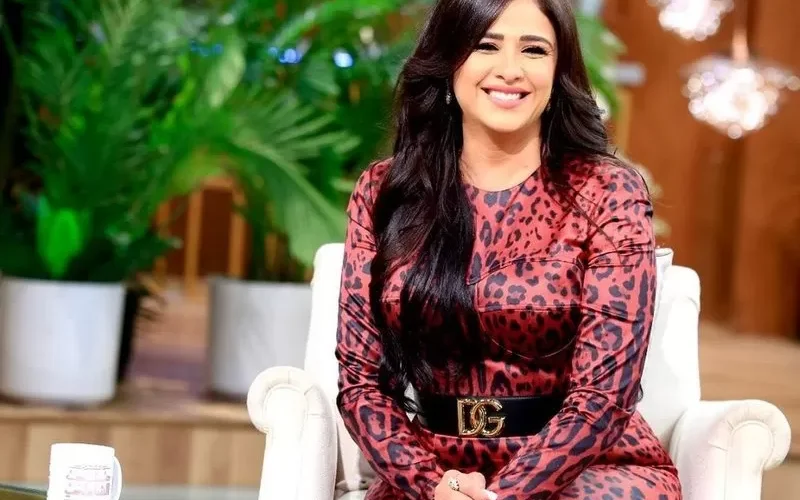 انفصـال ثـم عــودة .. القصة الكاملة لما حدث بين ياسمين عبد العزيز واحمد العوضي ومن كان سبب حل المشكلة التي كانت ستصل للخلع