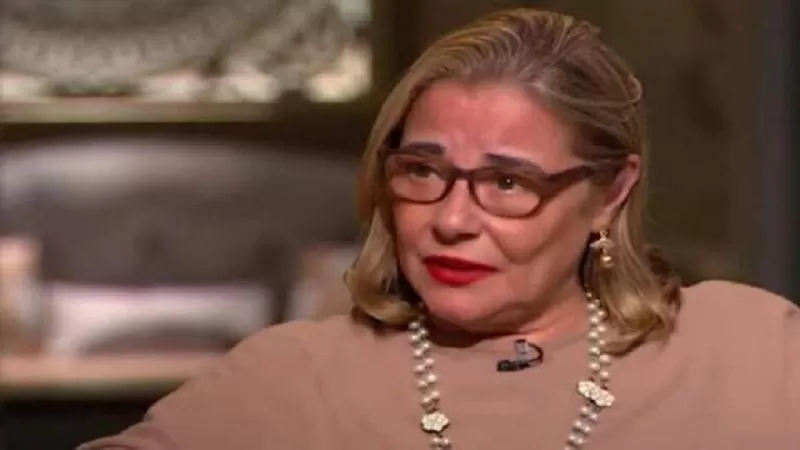 اخر صور لمها ابو عوف قبل موتها ابكت الحجر وهكذا غير المرض شكلها ووجهها الجميل