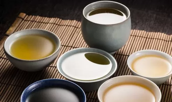 كوب واحد كل يوم من هذا المشروب الدافئ للتخلص من دهون البطن والكرش بدون اي جهد ولا حمية