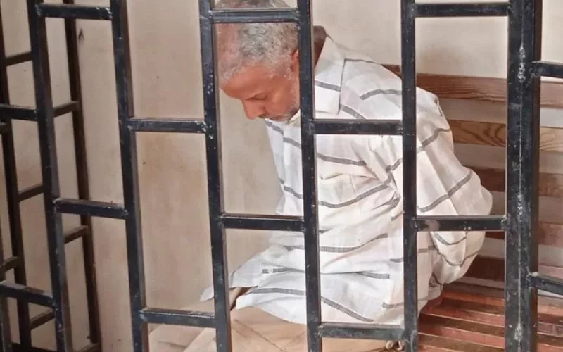 القاضي يصدر هذا الحكم الرادع بحق قاتل الطفلة مها في عدن