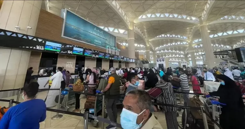 الجوازات توضح مدة سريان تأشيرة الخروج والعودة داخل المملكة| وتعديل اسم الجواز بالإنجليزي !!