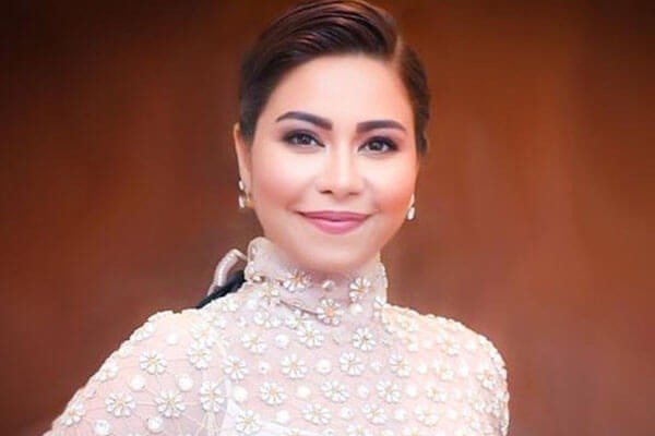 بالفيديو: شيرين عبد الوهاب تفتح قضية العوانس وتوضح مجدداً