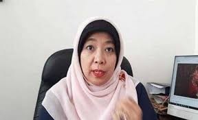 طبيبة إندونيسية: النساء معرضات للحمل داخل حمامات السباحة المشتركة بدون معاشرة.. تفاصيل