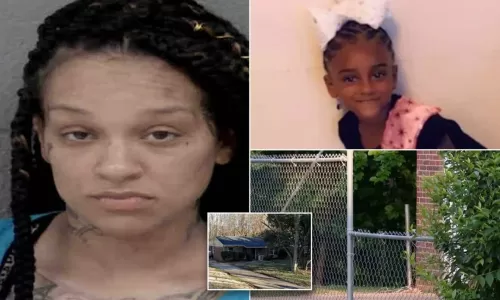 تقتل طفلتها بطريقة جهنمية.. وتجبر أختها على دفنها