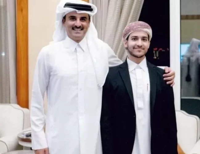 أحد افراد اسرة ” بن الأحمر” يعلن مساندة قبيلته للشيخ تميم حاكم قطر وولائه التام !!