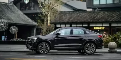 تعرف على السيارة الصينية الجديدة التي احتلت الأسواق السعودية خلال شهور فقط واذهلت الجميع بمواصفاتها