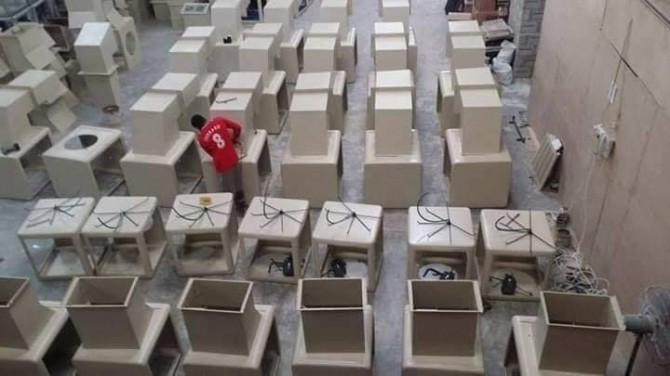 في ظاهرة نادرة .. اليمن تصنع منتج عالمي لا تصنعه سوى الدول المتقدمة في فصل الصيف