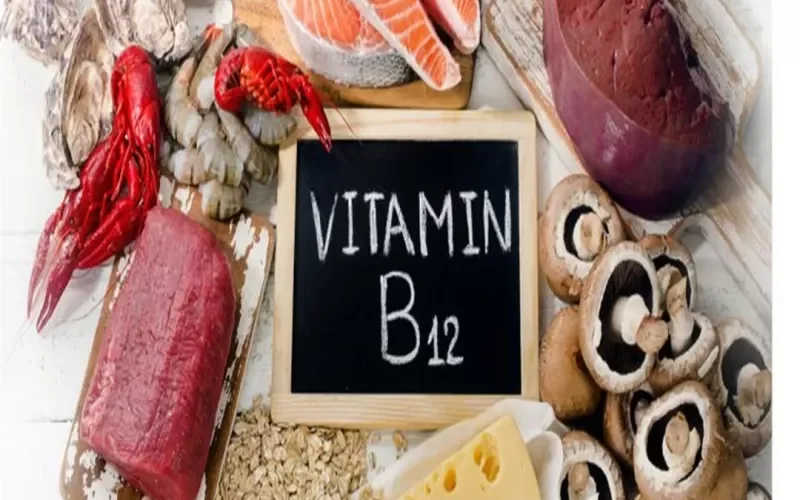 نقص فيتامين B12 يدمر العضلات وتظهر اثاره واضحة على الفم واللسان