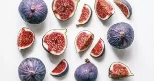 فاكهة رخيصة الثمن تحميك من هشاشة العظام وسرطان القولون يجب عليك تناولها دائماً