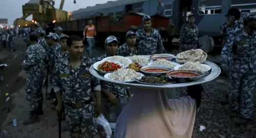 نصائح هامة للوقاية من انتفاخ المعدة وعُسر الهضم في رمضان