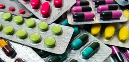 نصائح هامة عند تناول الادوية خاصة اذا كنت تتناول اكثر من نوعين لتجنب مخاطر كبيرة