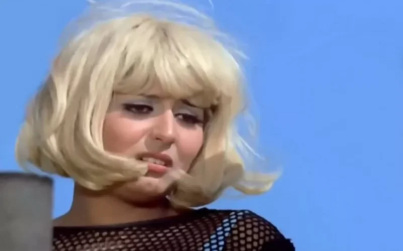 سهير رمزي تكشف السر وراء ظهورها عارية تماماً في مشهد ساخن من هذا الفيلم الممنوع من العرض وكيف كانت ردت فعل فاروق الفيشاوي  التي لم تتوقعها منه