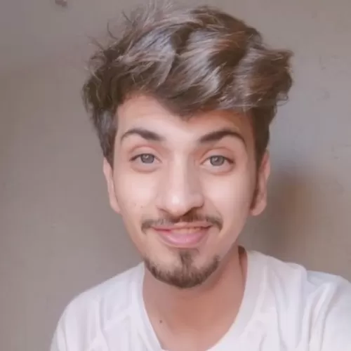 السبب الحقيقي لترحيل يوتيوبر يمني شهير من السعودية