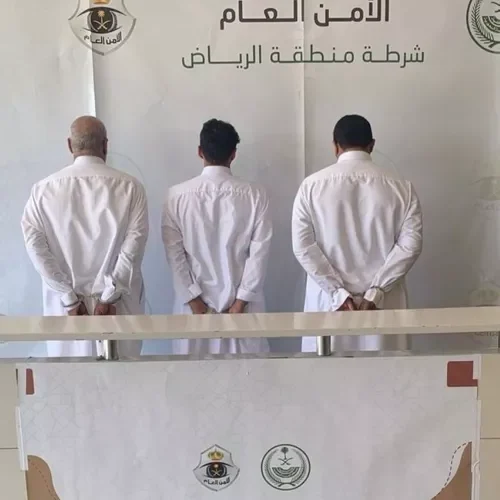 3 سعوديين اعتدوا بالضرب على مقيم من هذه الجنسية في الرياض