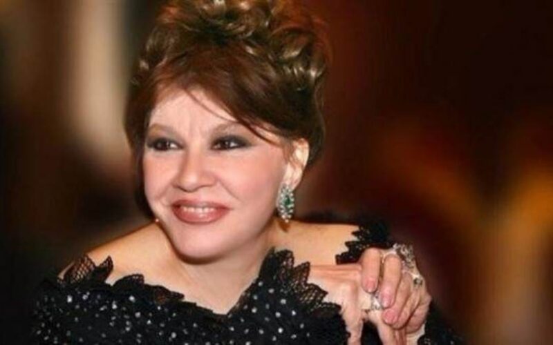 أشهر ممثلة مصرية تفقد القدرة على الحركة اثر خطأ طبي في عملية جراحية
