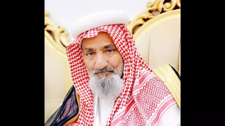 شاهد.. حفل زفاف ضخم لسعودي تسعيني رغم انف اولاده