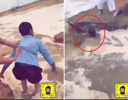 فيديو صادم من السعودية لرجل يلقي بطفله في مجرى السيول