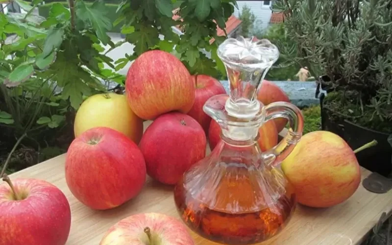خلطة خل التفاح الرهيبة لحرق جلوكوز الدم وعلاج تصلب الشرايين والكوليسترول خاصة عند تناول في هذا الوقت