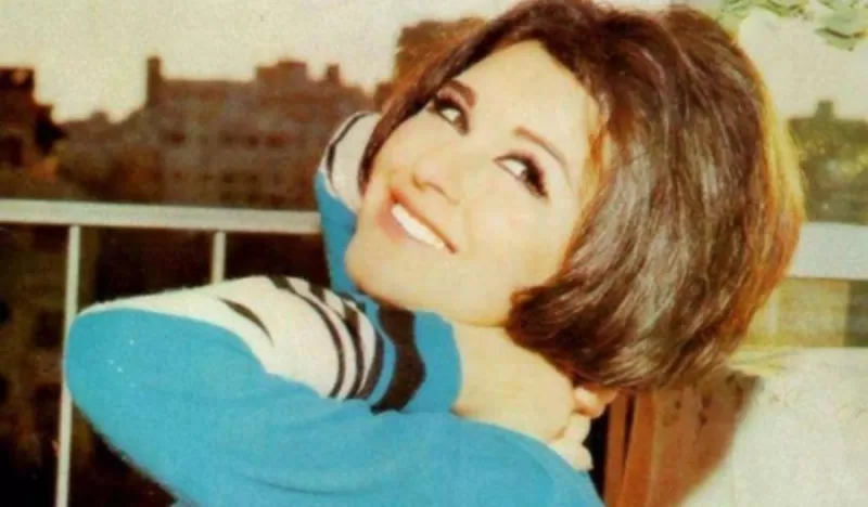 هكذا اوقع صفوت الشريف بسعاد حسني بعد ان القى القبض عليها وهي في علاقة حميمة مع جاسوس فرنسي فائق الوسامة لم تستطع مقاومته