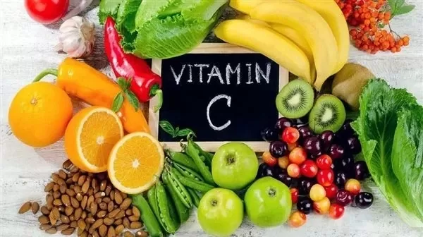 المفعول السحري لفيتامين C على حياتك ولهذه الأسباب لا يستطيع الإنسان الحياة بدونه  وهذه هي علامات نقصه ومخاطر زيادته