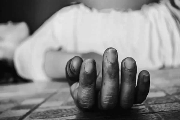 تفاصيل مجزرة عائلية جديدة في مصر .. رجل يقتل والده ووالدته وشقيقته لسبب غريب