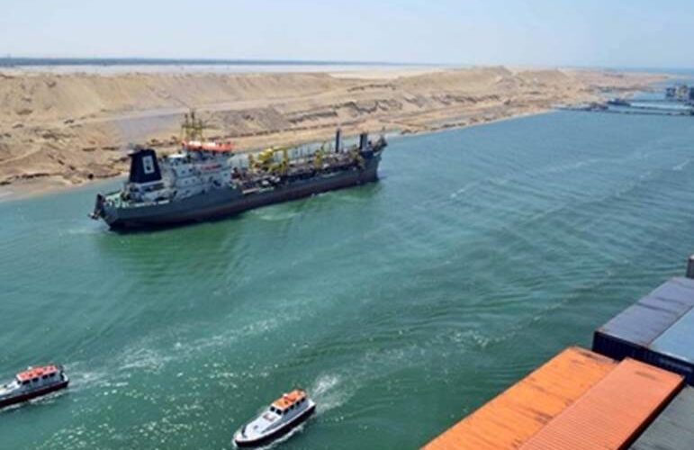 أول رد مصري بعد إعلان إيران عن ممر بديل لقناة السويس