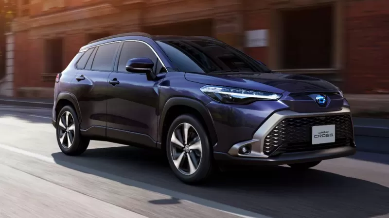 ملكة السيارات.. مواصفات سيارة كورولا كروس 2022 اطلقتها تويوتا في الاسواق بمواصفاتها الخرافية في الاسواق بمواصفاتها الخرافية