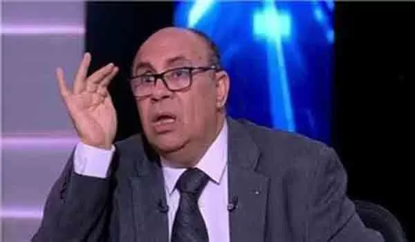 مبروك عطية للزوجات : هذه هي عقوبة الله لمن تتجسس على تيلفون جوزها