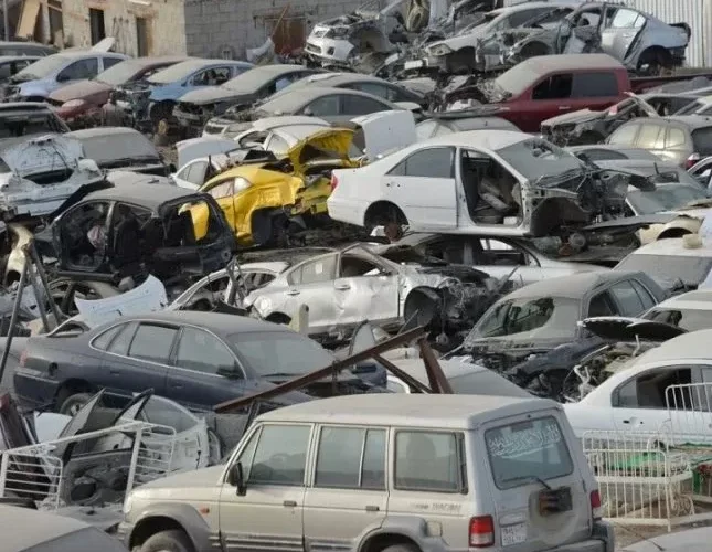 المرور السعودي يكشف عن قرارات جديدة حول تشليح السيارات
