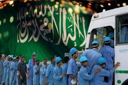قرارات سعودية صادمة بحق العمالة الوافدة … تفاصيل