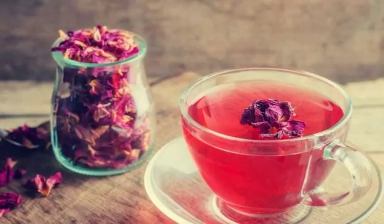 ما هي فوائد شاي الورد لصحة الرجال؟