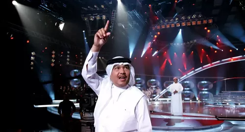 شاهد: مقطع فاضح لفتاة سعودية مع فنان العرب محمد عبده