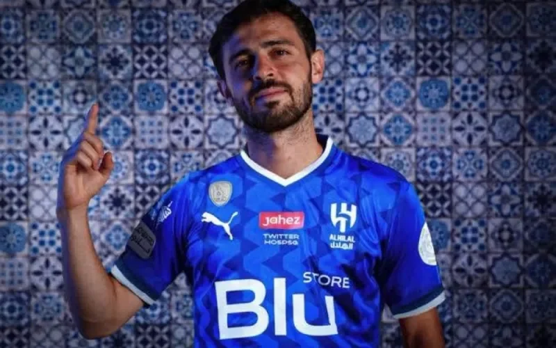 برناردو سيلفا يصدم جماهير الهلال ويتخذ قراره النهائي