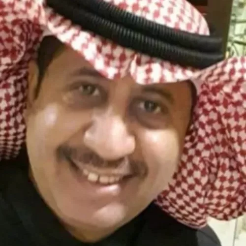 وفاة مفاجئة لفنان يمني شهير في القاهرة .. اسم وصورة