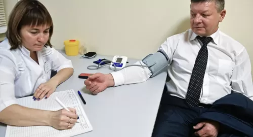 اعراض بسيطة تشير إلى ارتفاع الكوليسترول في الدم