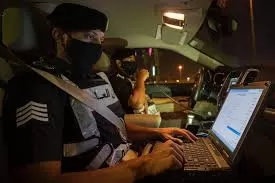 بالفيديو: محتال ينصب فتاة سعودية 321 الف دولار بهذه الحيلة الشيطانية مما أشعل مواقع التواصل في المملكة