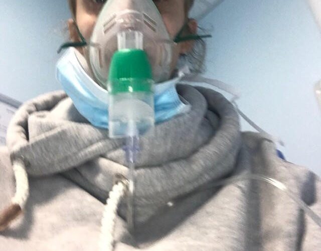 سيدة تروي تفاصيل إصابتها بـ كورونا ومعاناتها المروعة مع المرض