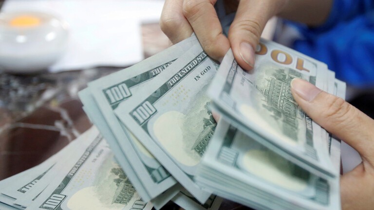 تحذير أمريكي.. أيام هيمنة الدولار باتت معدودة