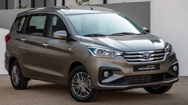 سعر ومواصفات تويوتا روميون Toyota Romion 2022 سيارة تناسب العائلة والشباب