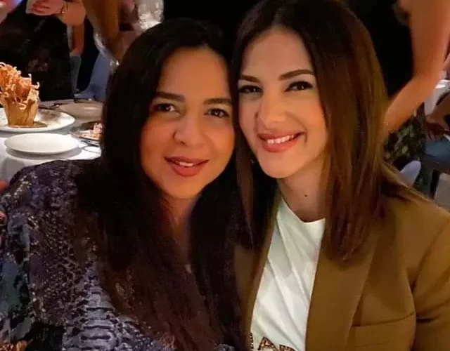 الزوجة السرية لسمير غانم تطلب هذا الشيء الوحيد من بناته بعد ان رفضو الاعتراف بها وبحقوقها