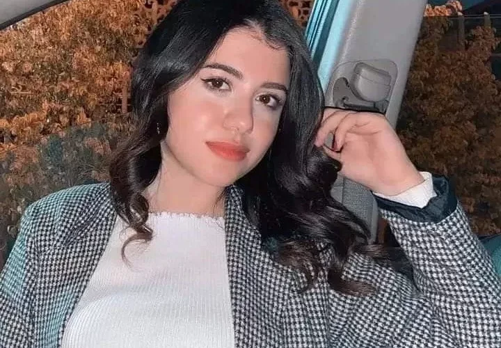 والدة طالبة جامعة المنصورة تفجر مفاجأة مزلزلة : لما فتحنا تليفونها اكتشفنا الكارثة !! (شاهد فيديو)