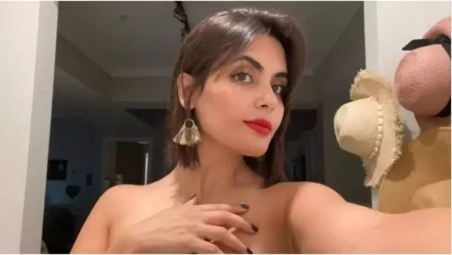 شاهد: امل الشهراني تتطاول بكلمات بذيئة على من يصلون الفجر