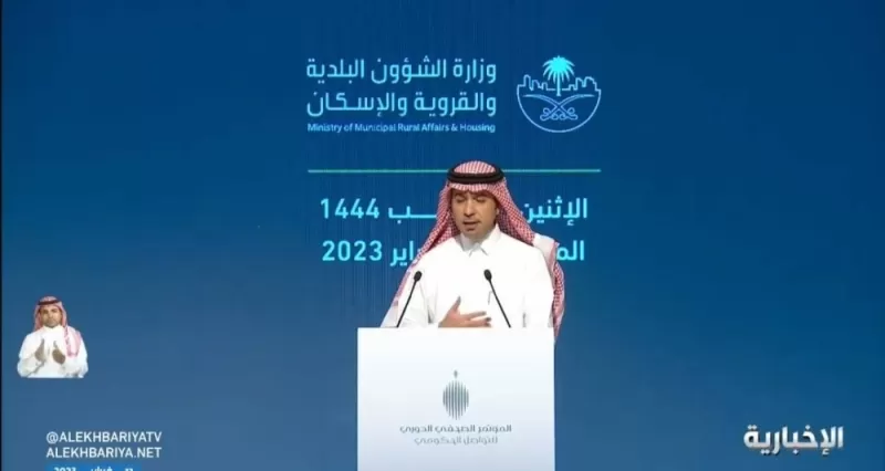 ولي العهد السعودي يكشف عن القرار لحل مشكلة المدن التي تشهد كثافة سكانية مرتفعة