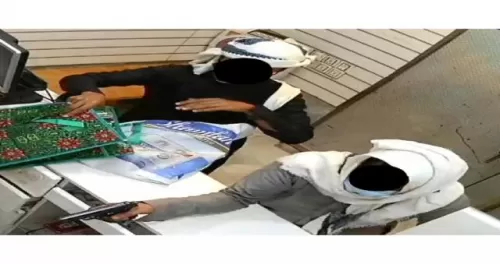 مع انهيار الشرعية وغرقها في الفساد .. هكذا قام مواطنو حضرموت بمهمة نوعية انقذت اموال بنك من يد عصابة مسلحة