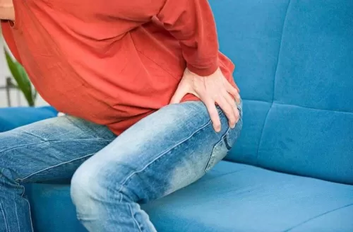 الطرق الطبيعية للتخفيف من الام البواسير