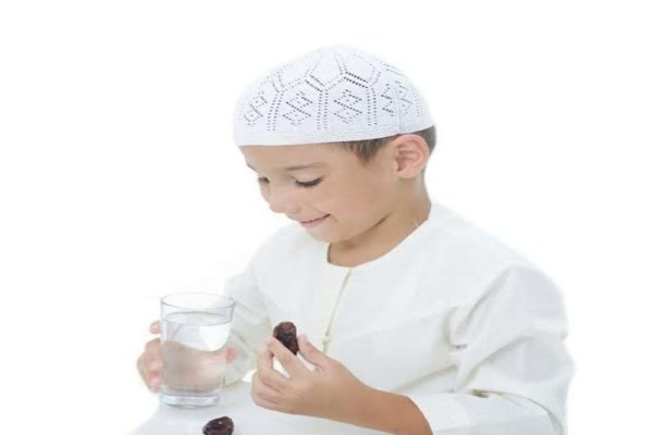 الأطفال وصيام رمضان.. نصائح مهمة وطرق للتغذية السليمة