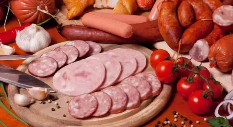 اطعمة أثبت الاطباء انها سبب رئيسي للاصابة بالسرطان!