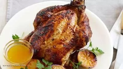 عكس ما كنا نتوقعه هذا ما يحدث لجسمك عندما تأكل جلد الدجاج